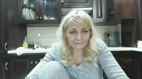 Snapshot of heyheygrey chatting on May 2026 03:39:01 PM Heyheygrey online show from May 2026 03:39:01 PM