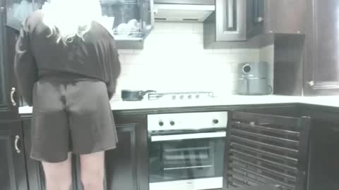Snapshot of heyheygrey chatting on May 2026 03:06:01 PM Heyheygrey online show from May 2026 03:06:01 PM