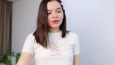 Laura online show from November 2025 08:36:02 AM