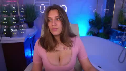 Snapshot of heykittenn chatting on May 2026 12:34:01 PM heykittenn online show from May 2026 12:34:01 PM