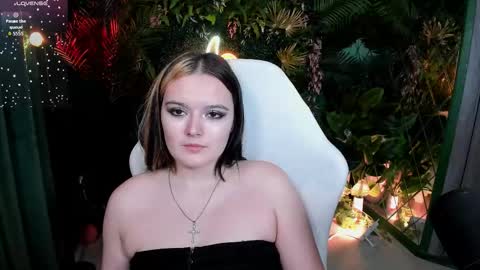 Snapshot of heymarybaby chatting on September 2025 09:09:01 AM Amazing Mary  online show from September 2025 09:09:01 AM