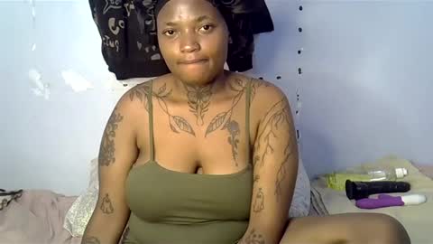 heyybanan online show from February 2025 06:49:02 PM