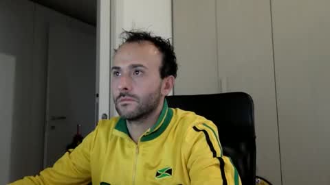 hhombre online show from December 2025 02:01:02 PM