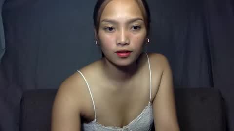 hi_there99 online show from October 2025 12:27:01 PM