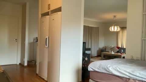 hichemlacoste333 online show from October 2025 12:39:02 PM