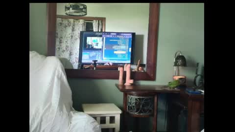 Snapshot of hidden_gold_milf chatting on April 2026 05:11:01 PM hidden_gold_milf online show from April 2026 05:11:01 PM