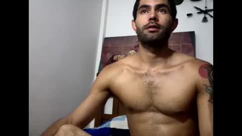 hideonbush online show from November 2025 03:54:01 PM