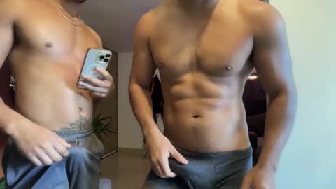 Snapshot of highlatin_guys chatting on February 2026 01:59:01 PM Terry and E online show from February 2026 01:59:01 PM