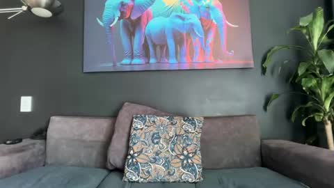 Terry and E online show from April 2026 02:16:02 PM