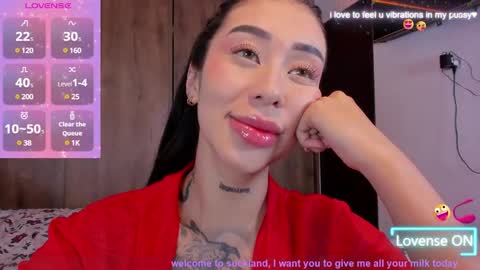 Snapshot of hilary_jones_22 chatting on December 2024 12:20:02 AM LUNA new account  FOLLOW ME online show from December 2024 12:20:02 AM