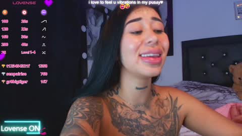 Snapshot of hilary_jones_22 chatting on January 2025 01:50:01 AM LUNA new account  FOLLOW ME online show from January 2025 01:50:01 AM