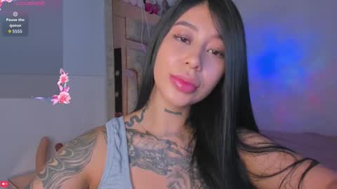 Snapshot of hilary_jones_22 chatting on March 2026 11:42:02 PM LUNA new account FOLLOW ME online show from March 2026 11:42:02 PM