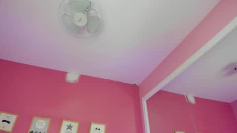 hilary_tailor online show from December 2025 12:43:01 PM