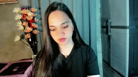 Snapshot of hilarymolly chatting on February 2026 09:30:02 PM hilarymolly online show from February 2026 09:30:02 PM