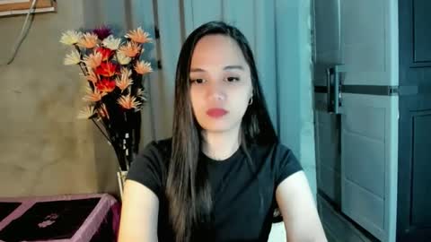 Snapshot of hilarymolly chatting on February 2026 04:15:02 PM hilarymolly online show from February 2026 04:15:02 PM