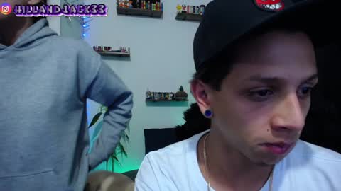 Snapshot of hill_and_jack chatting on January 2025 12:52:02 AM Hill and Jack online show from January 2025 12:52:02 AM