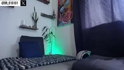 Snapshot of hill_and_jack chatting on October 2025 12:13:02 PM Hill and Jack online show from October 2025 12:13:02 PM