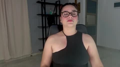 Miranda online show from December 2024 01:15:02 AM