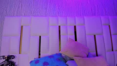 Hillary online show from March 2026 11:33:02 AM