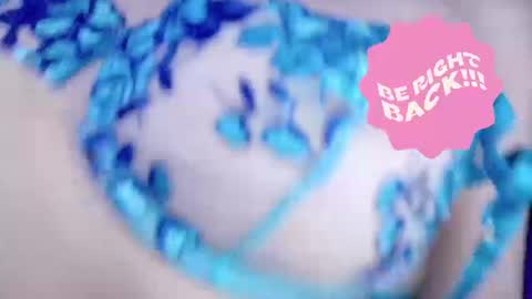 Inori Independent model online show from September 2025 12:32:01 AM