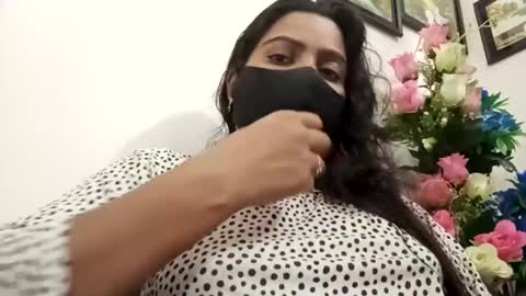 himuhimu22 online show from February 2025 08:45:01 PM