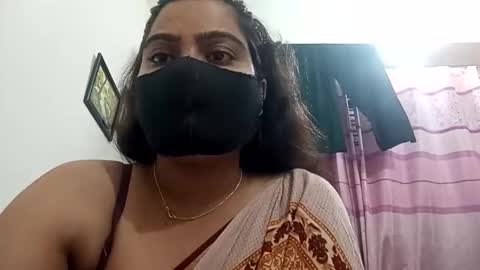 himuhimu22 online show from October 2025 09:12:02 PM