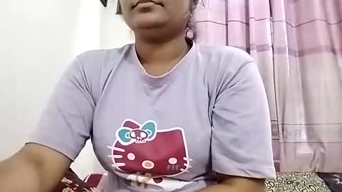 himuhimu22 online show from February 2026 09:57:02 AM