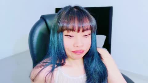 Hinata online show from April 2026 02:11:02 AM