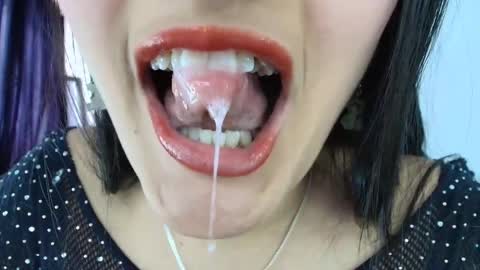 hinata online show from February 2026 08:47:01 PM