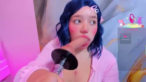 hinata_dolly online show from October 2025 11:25:01 AM