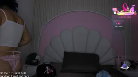 hinata_dolly online show from December 2025 10:57:02 AM