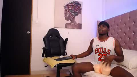 Snapshot of hiperhard_ chatting on September 2025 11:17:02 PM Hiper Haper online show from September 2025 11:17:02 PM