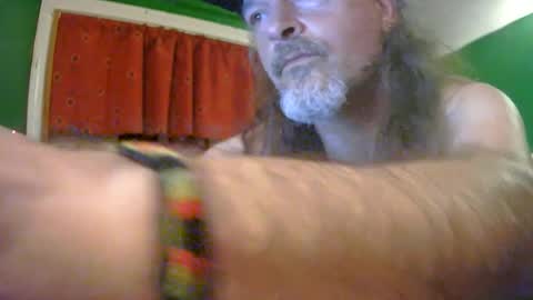 Snapshot of hippiedad333 chatting on June 2026 04:26:02 AM hippiedad333 online show from June 2026 04:26:02 AM