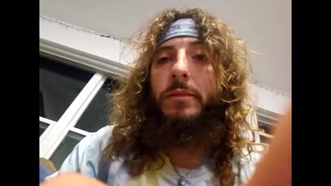 Snapshot of hippiejagain chatting on October 2025 03:15:02 AM hippiejagain online show from October 2025 03:15:02 AM