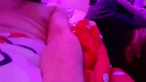 hippiesfucking online show from January 2026 11:48:01 AM