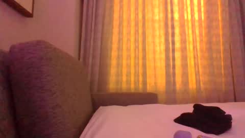 Snapshot of hknox714 chatting on November 2025 07:18:01 AM hknox714 online show from November 2025 07:18:01 AM