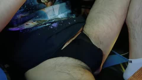 Snapshot of hnrygoo chatting on November 2025 04:18:02 AM hnrygoo online show from November 2025 04:18:02 AM