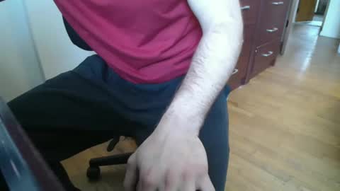 Snapshot of hockeyplayer206850 chatting on February 2025 04:26:01 PM Hockey Player online show from February 2025 04:26:01 PM