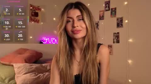 Moni Monica online show from September 2025 08:16:02 AM