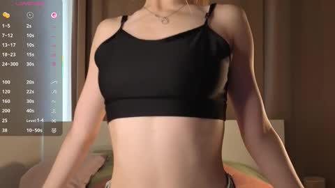 Moni Monica online show from September 2025 08:17:01 AM