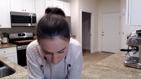 Holi Hurricane online show from February 2026 04:06:02 AM