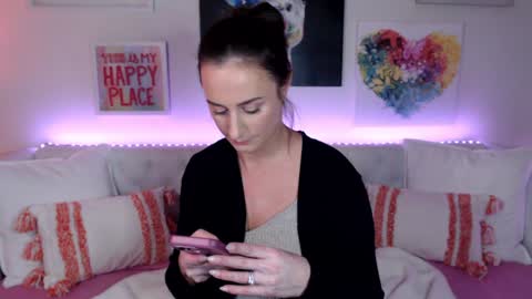 Holi Hurricane online show from March 2026 03:35:02 AM