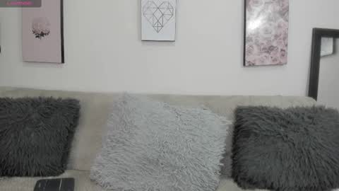 Holly online show from October 2025 02:58:02 PM