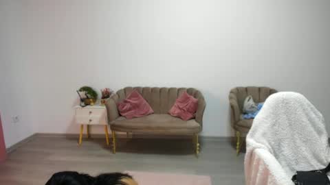 Snapshot of holly_wood18 chatting on June 2026 08:08:01 AM holly_wood18 online show from June 2026 08:08:01 AM