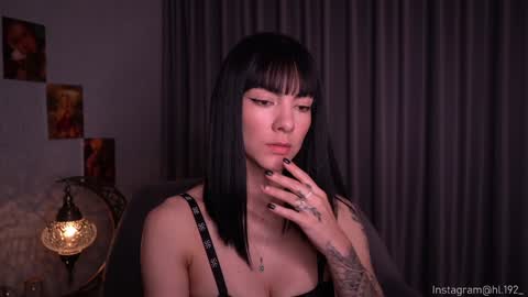 Holly Linder online show from January 2025 02:04:01 AM