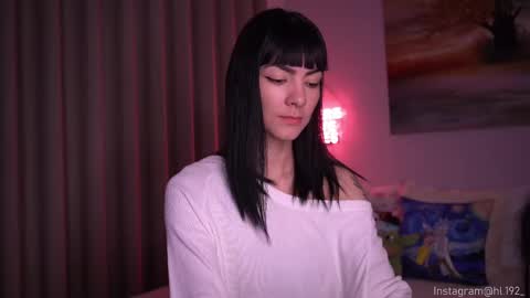 Holly Linder online show from February 2025 01:30:02 AM