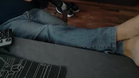 hollymollysucker online show from November 2025 01:22:01 PM