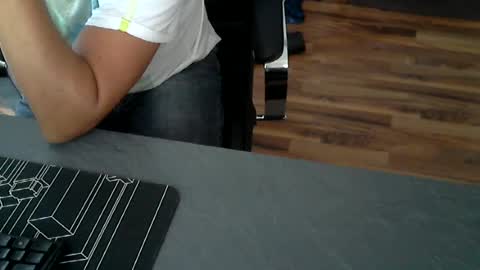 Snapshot of hollymollysucker chatting on July 2026 10:19:01 AM hollymollysucker online show from July 2026 10:19:01 AM