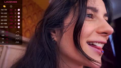 Snapshot of hollymonica chatting on January 2025 11:28:02 AM Delly online show from January 2025 11:28:02 AM