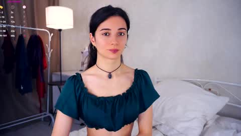 Snapshot of hollymonica chatting on March 2025 05:38:02 AM Delly online show from March 2025 05:38:02 AM